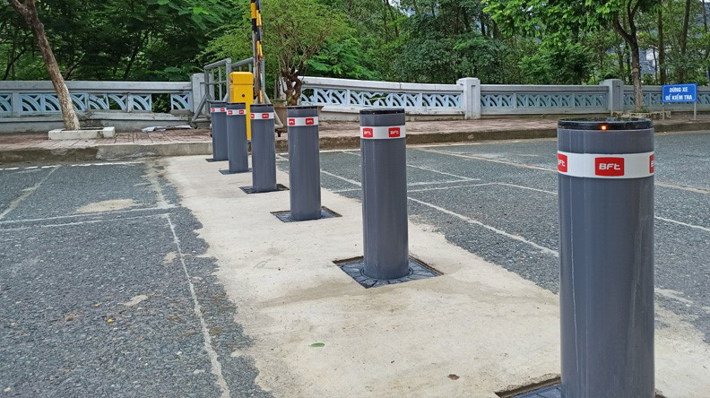 6 sets of bft automatic rising bollards for son la hydropower plant