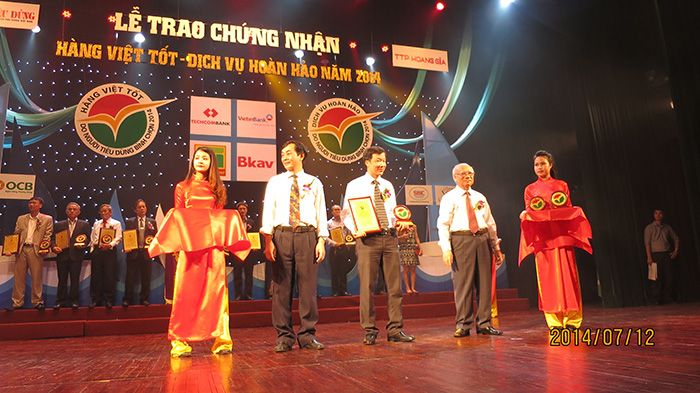 Sơn Hà vinh dự nhận giải thưởng “Hàng Việt Tốt Dịch Vụ Hoàn Hảo 2014”