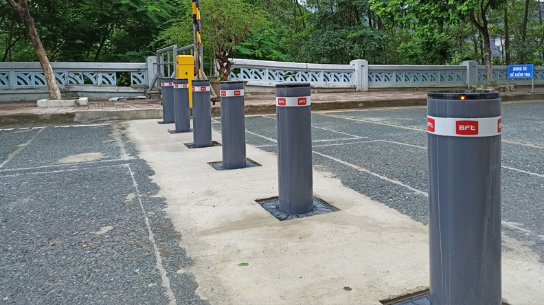 Hệ thống 6 bộ Bollards tự động tại Nhà máy Thủy điện Sơn La