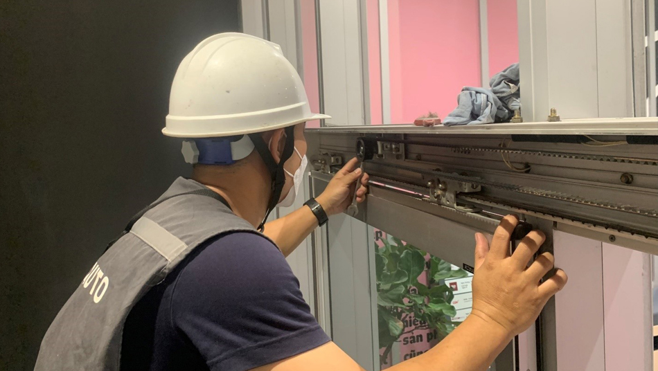 Hoàn thiện bảo trì hệ thống cửa tự động NABCO tại Aeon Mall Long Biên