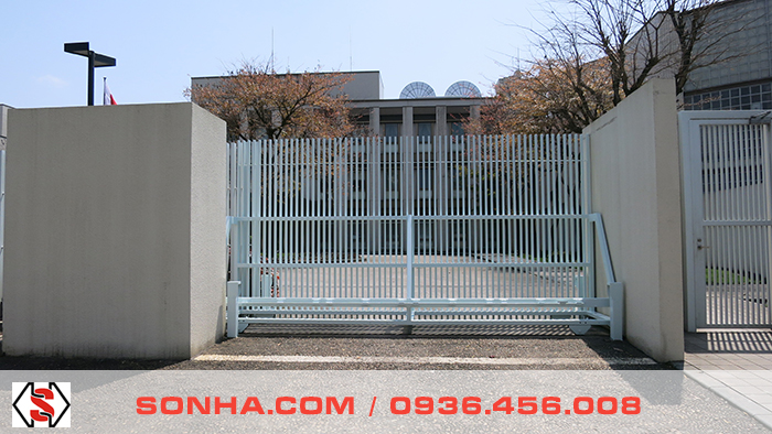 cong-truot-tu-dong-3pha-dai-su-quan-nhat-03