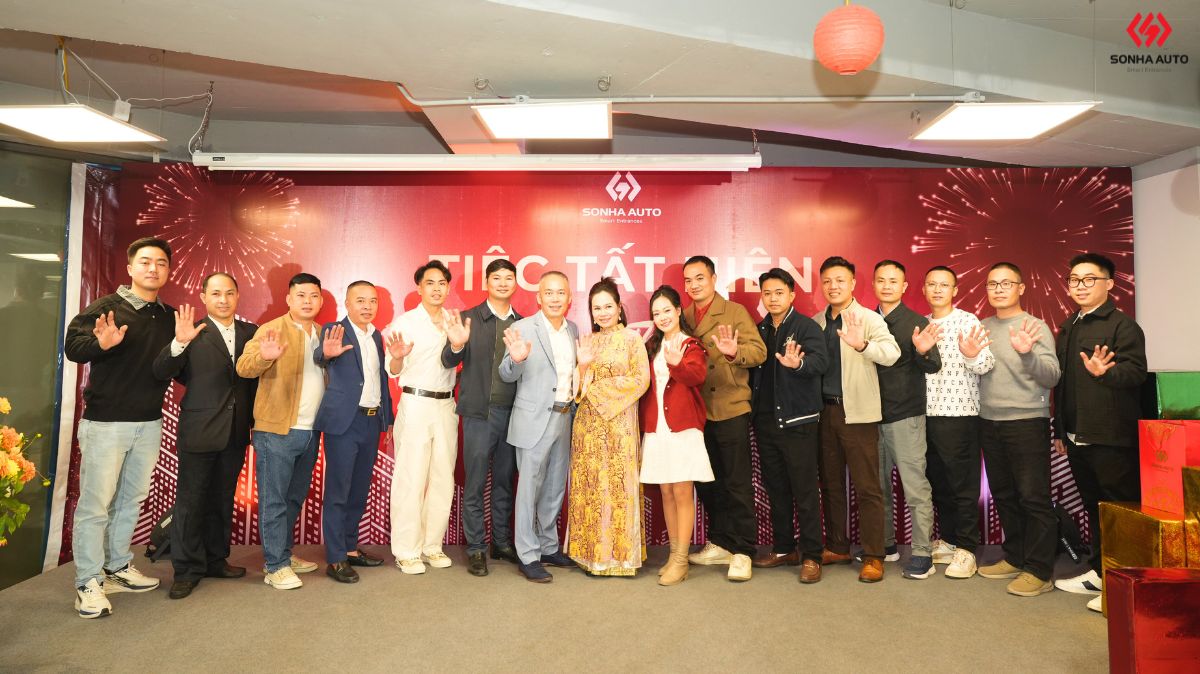 Toàn thể CBNV - PKD Sơn Hà Auto hội tụ trong đêm tiệc tất niên 2025 Toàn thể CBNV - PKD Sơn Hà Auto hội tụ trong đêm tiệc tất niên 2025