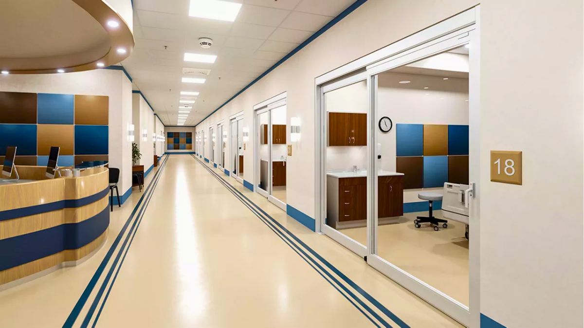 Cửa ICU tự động đóng giúp giảm tiếp xúc