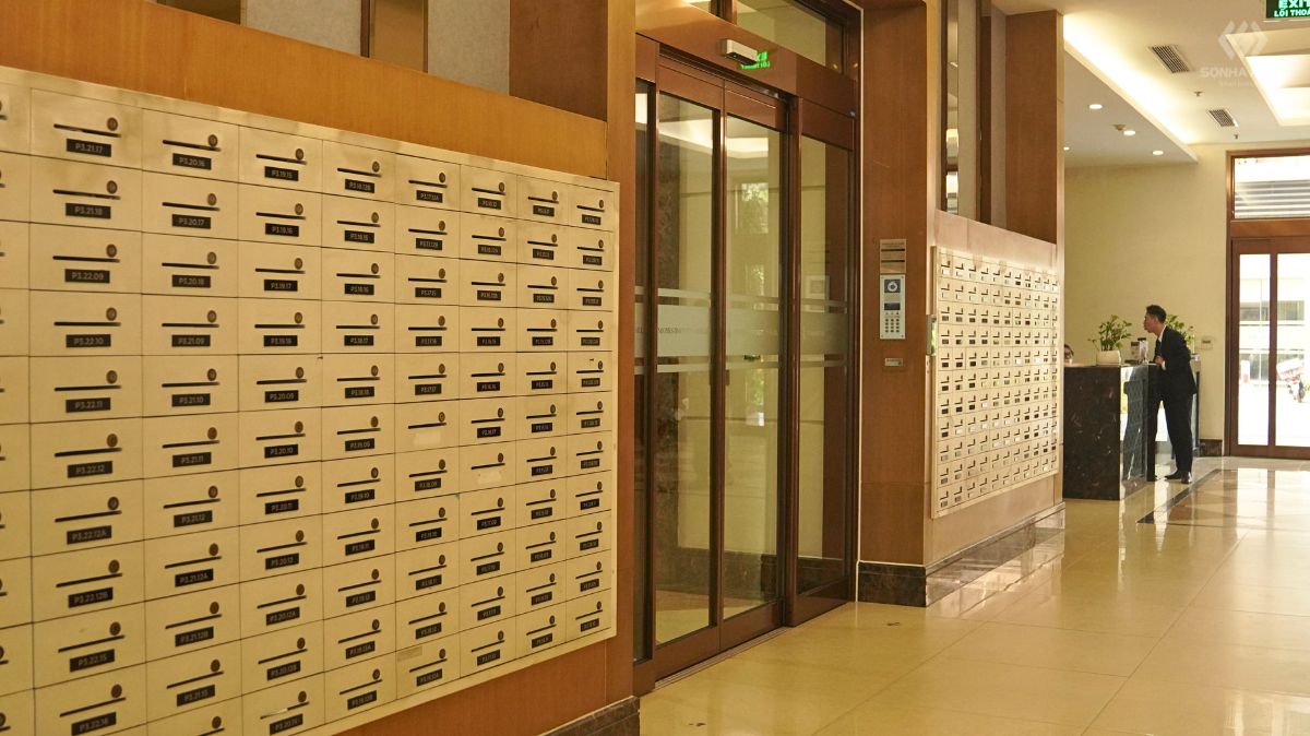 Hệ cửa trượt telescopic GT-1175 tại khu vực sảnh trong