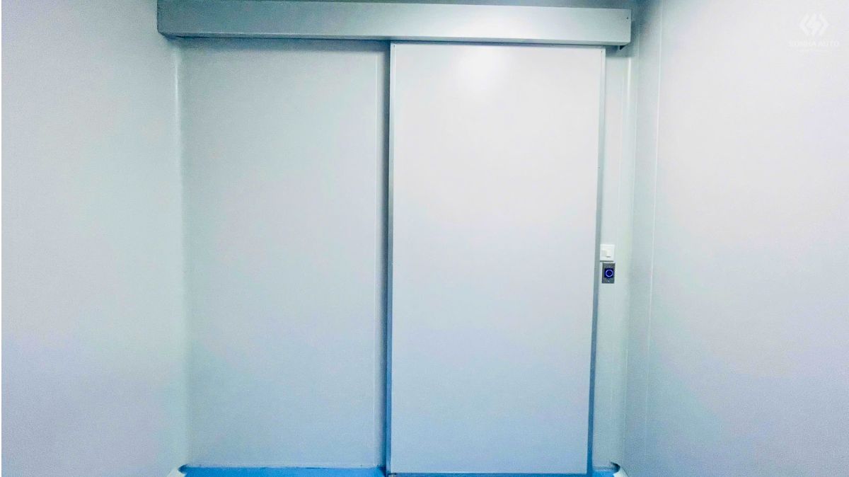 Công tắc hồng ngoại không chạm tay giúp mở cửa tự động không cần tiếp xúc