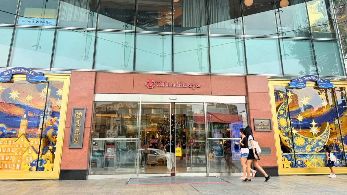Cửa tự động NABCO tại trung tâm mua sắm Takashimaya Hồ Chí Minh Cửa tự động NABCO tại trung tâm mua sắm Takashimaya Hồ Chí Minh