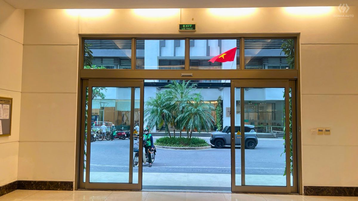 Công nghệ vận hành cửa tự động NABCO GT-1175 tại Park 6 Times City