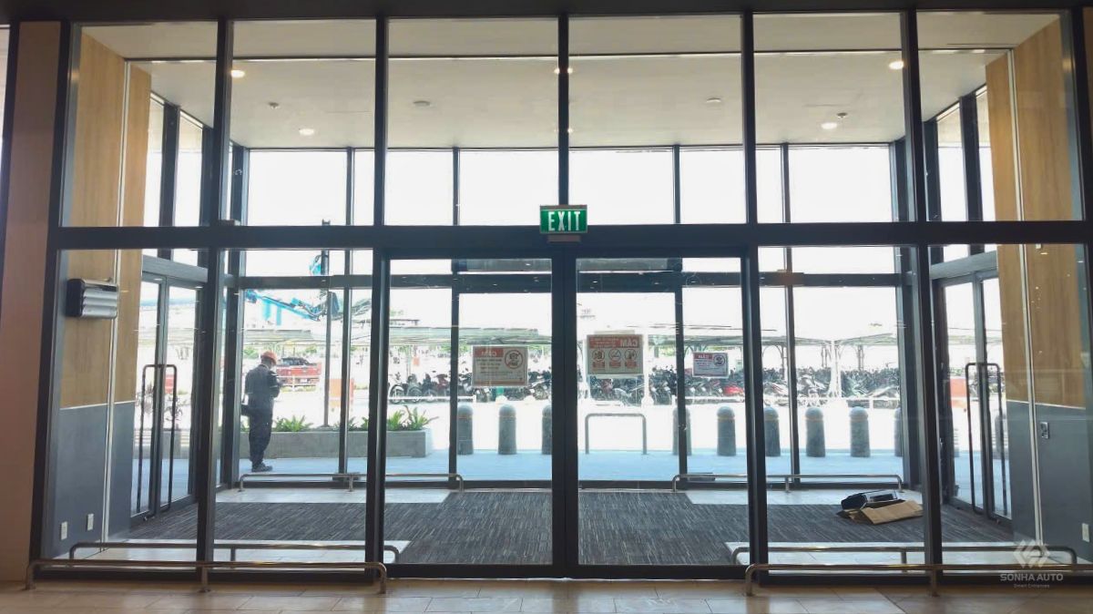Cửa tự động NABCO tại AEON Hải Dương